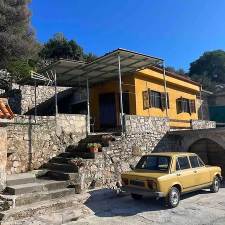 Holiday home Ante